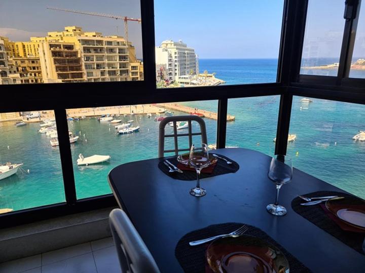 Spinola Bay Sea Front Apt 6 St. Julian's Exterior foto